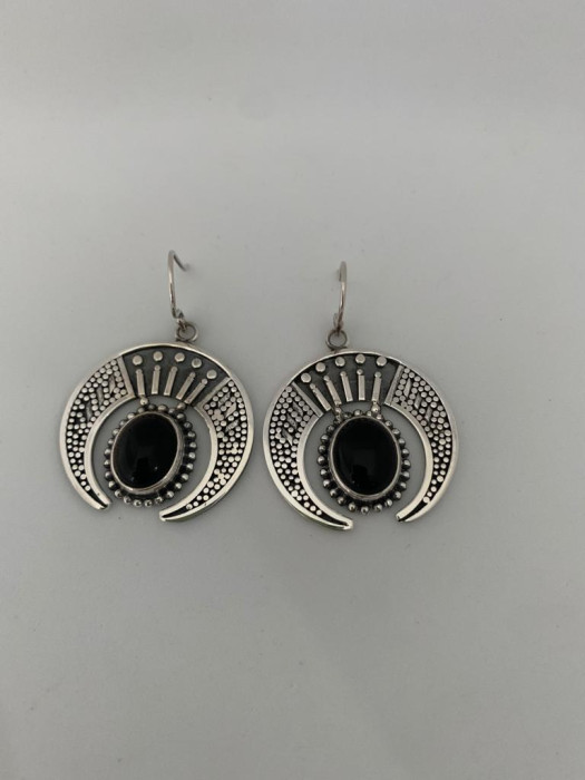 Picture of antiquie earring